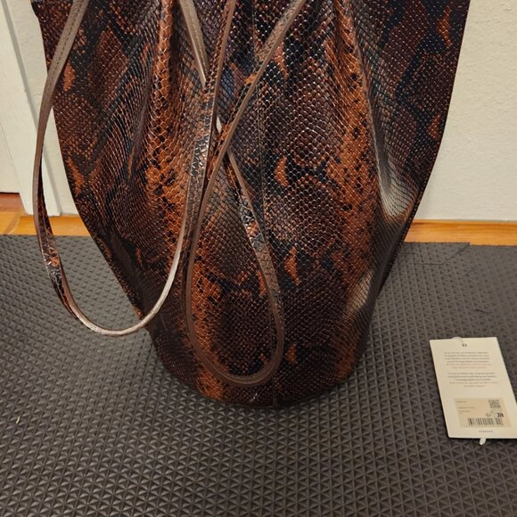 Sezane Romie bag Brown Python print - Picture 6 of 8
